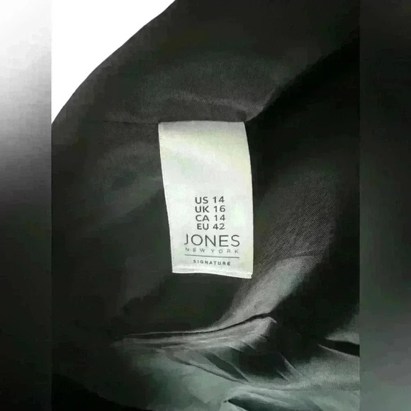 Jones New York Women’s Blazer – Bi-Stretch, Two-Button, Notched Collar, Timeless - Picture 2 of 5